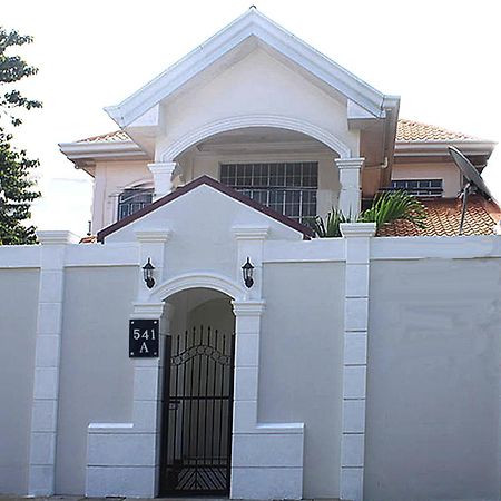 Leizel'S Bed & Breakfast Palompon Esterno foto
