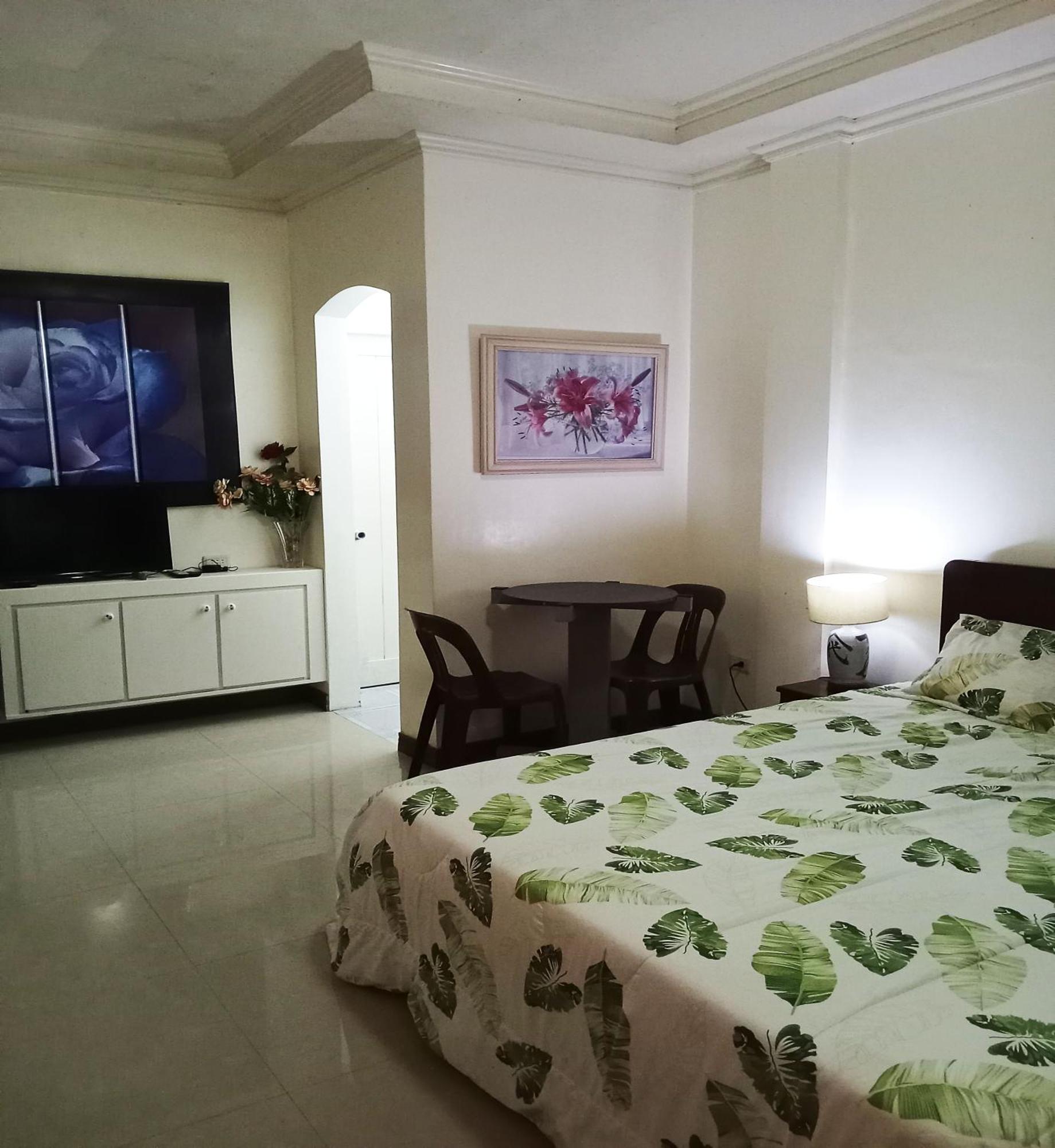 Leizel'S Bed & Breakfast Palompon Esterno foto